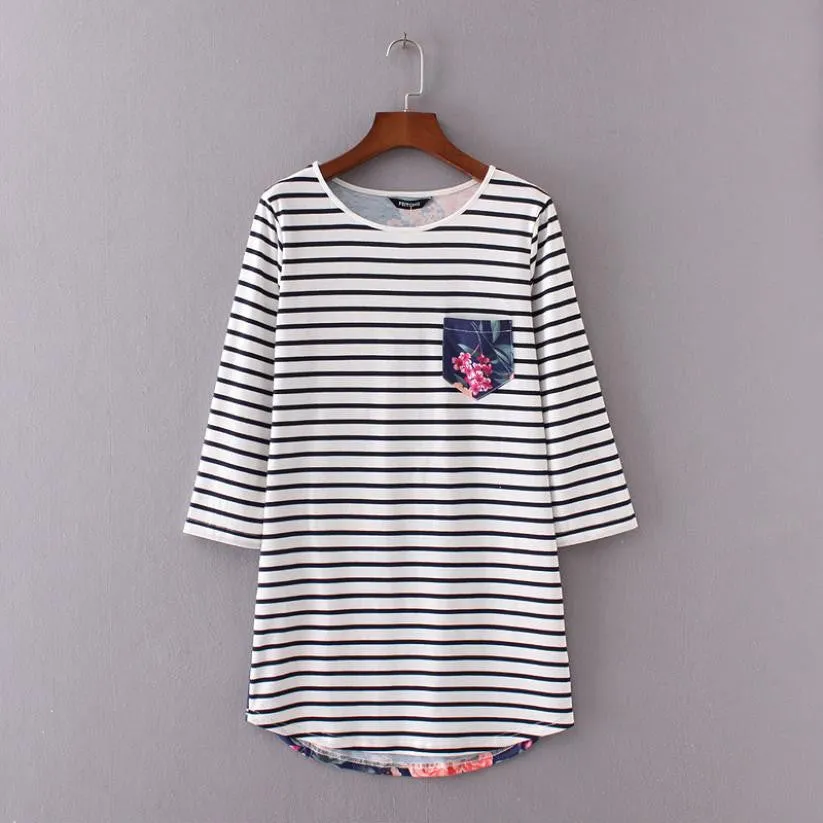 "The Flower Pocket" Women's Pullover Top
