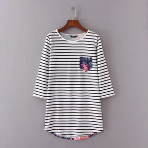 "The Flower Pocket" Women's Pullover Top